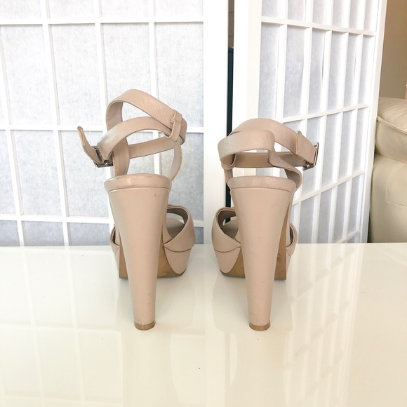 STEVE MADDEN Nude Peep Toe Heels - Picture 7 of 7